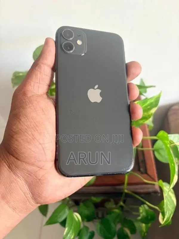 Apple iPhone 11 128GB (Used)