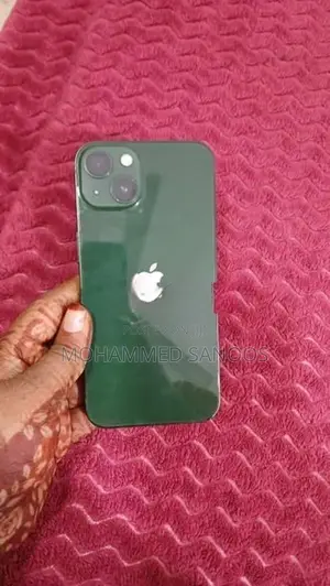 Apple iPhone 13 (Used)