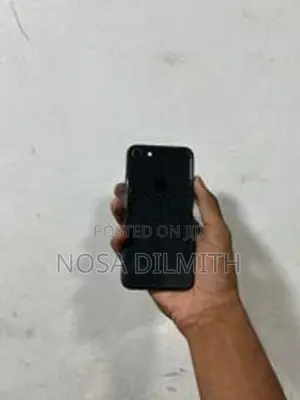 Apple iPhone 8 (Used)