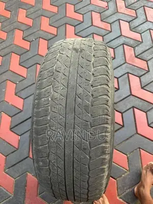 265/65R/17 Used Tyre Set