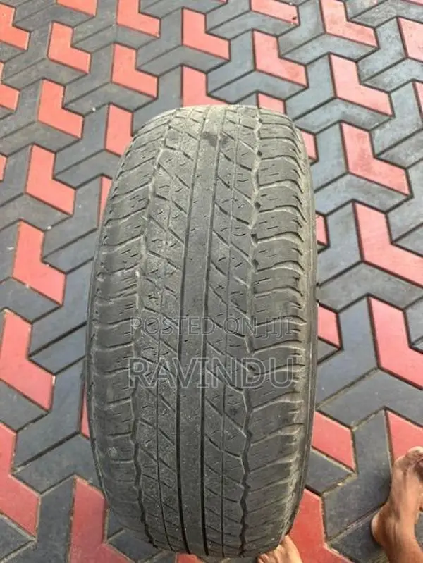 265/65R/17 Used Tyre Set