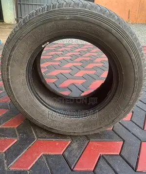 265/65R/17 Used Tyre Set