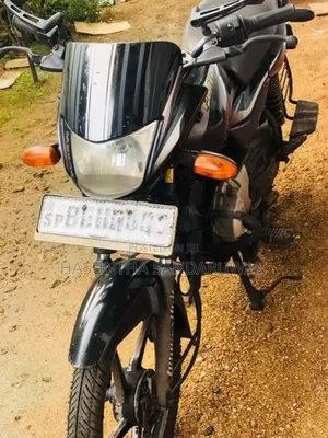 Bajaj Platina 100 ES 2016