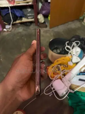 Apple iPhone XS (Used)
