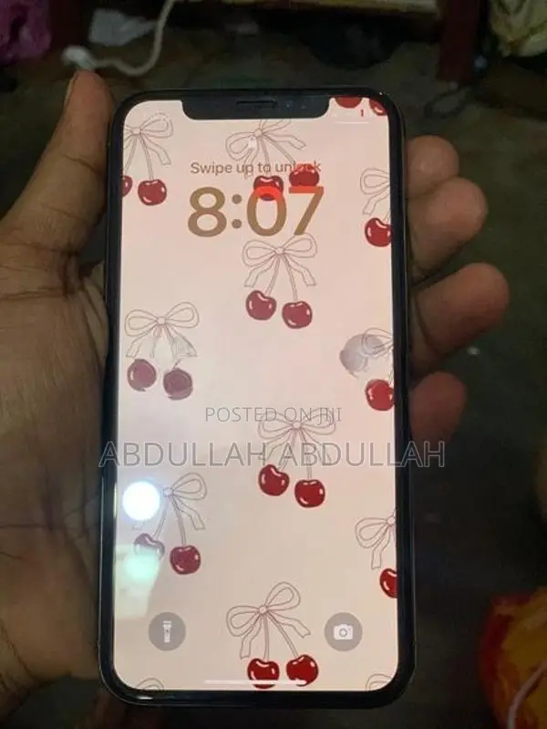 Apple iPhone XS (Used)
