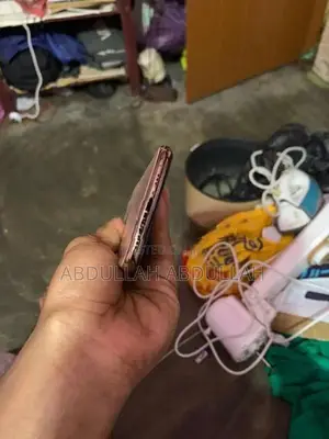 Apple iPhone XS (Used)