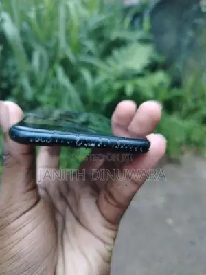 Apple iPhone 7 (Used)