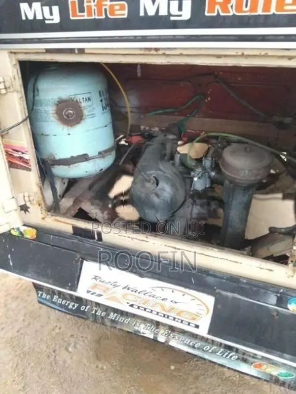 Bajaj RE 1998