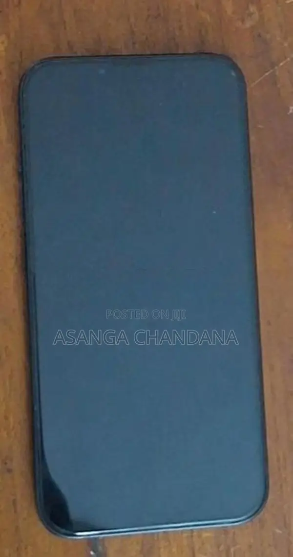 Apple iPhone 13 (Used)