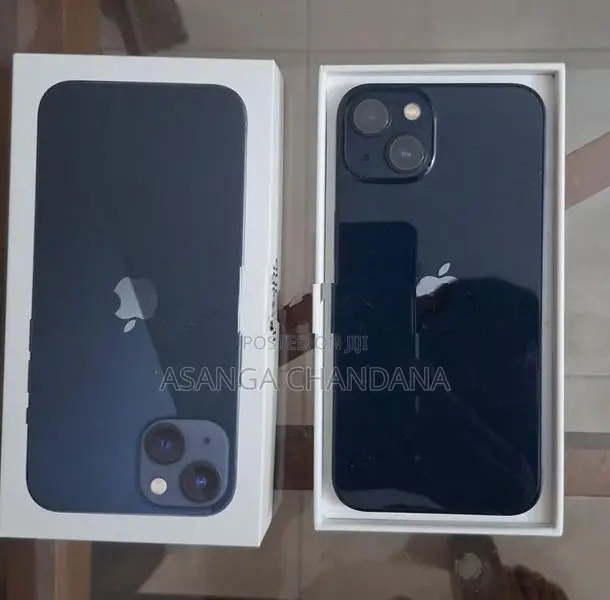 Apple iPhone 13 (Used)