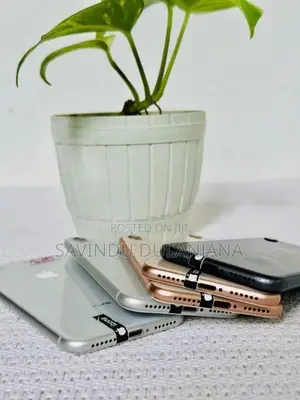 Apple iPhone 8 64GB (Used)