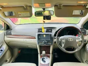 Toyota Premio 2011