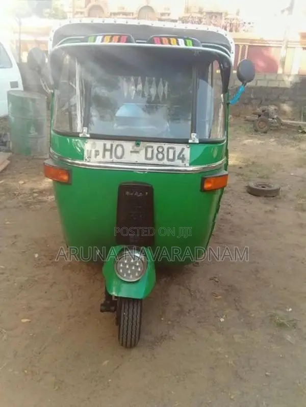 Bajaj RE 2003