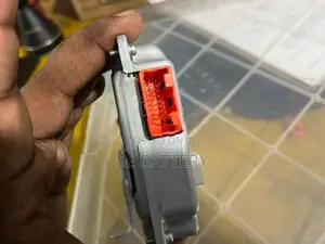 Toyota Noha Voxy Battery ECU