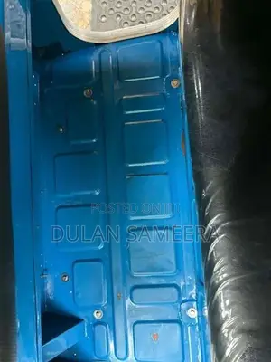 Bajaj RE 2 Stock 2005