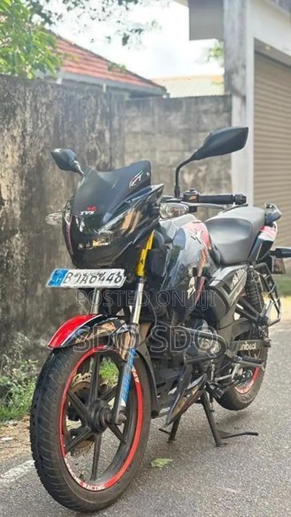 TVS Apache RTR 160 2019