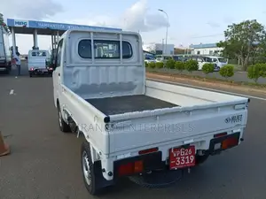 Daihatsu Hijet Truck 2023