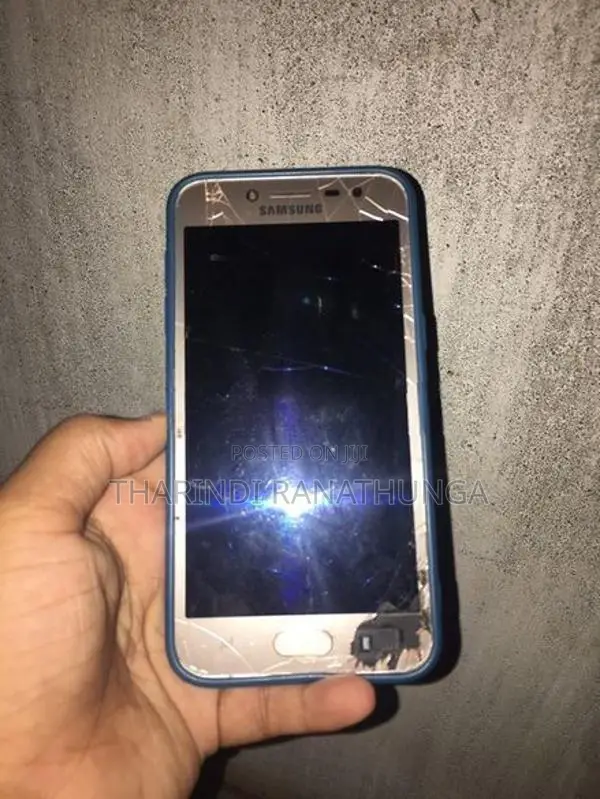 Samsung Galaxy J2 32GB (Used)