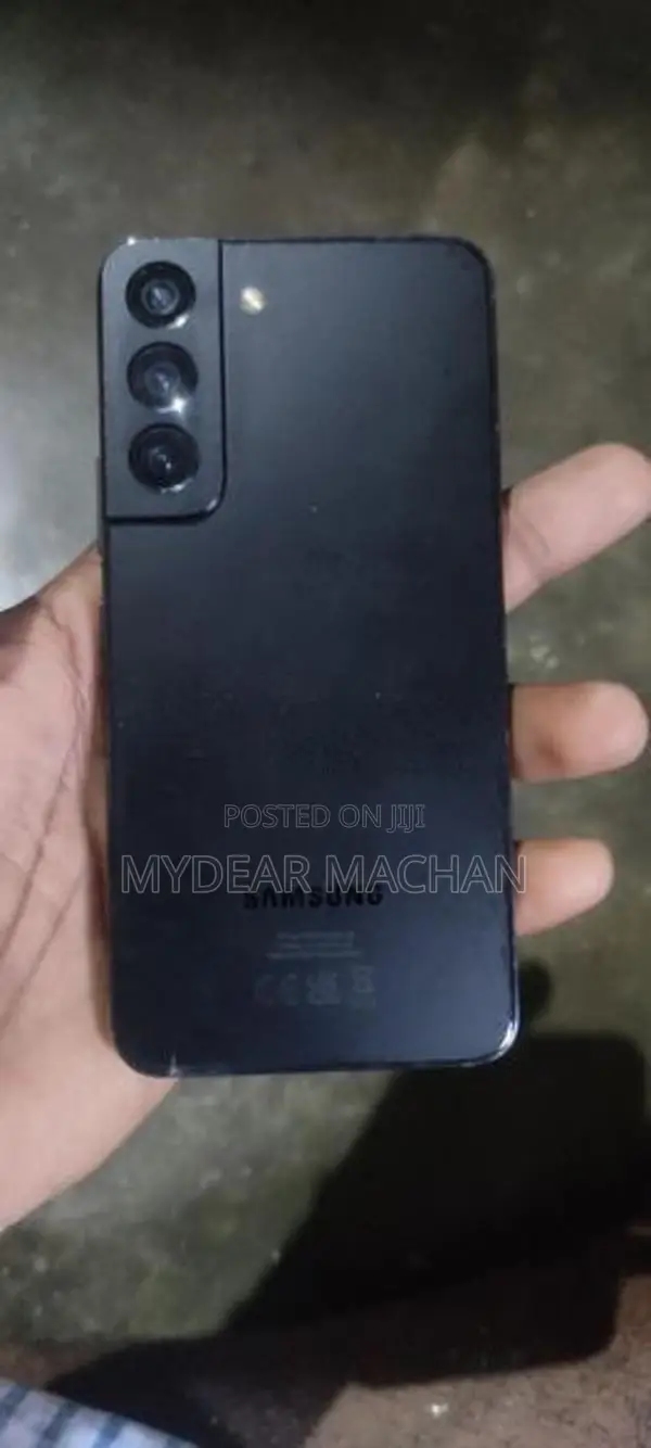 Samsung Galaxy S22 (Used)