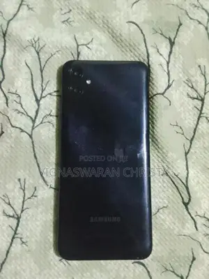 Samsung Galaxy A04e 32GB (Used)