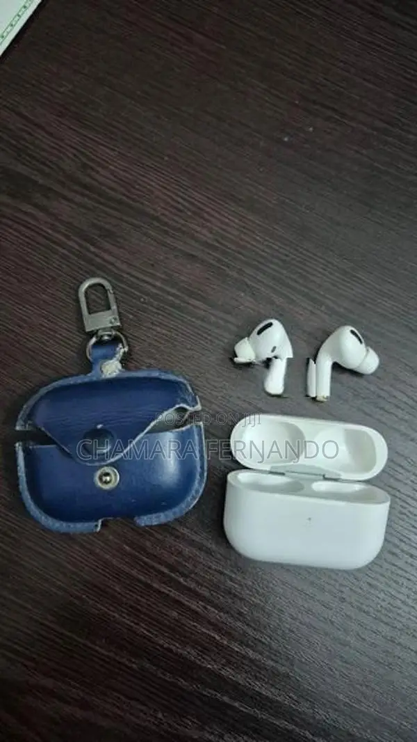 AirPods Pro (1st Gen)