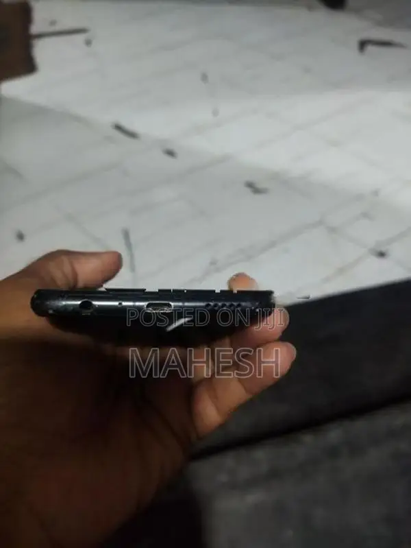 Huawei 8X 6GB/128GB (Used)