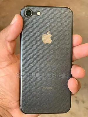 Apple iPhone 8 (Used)