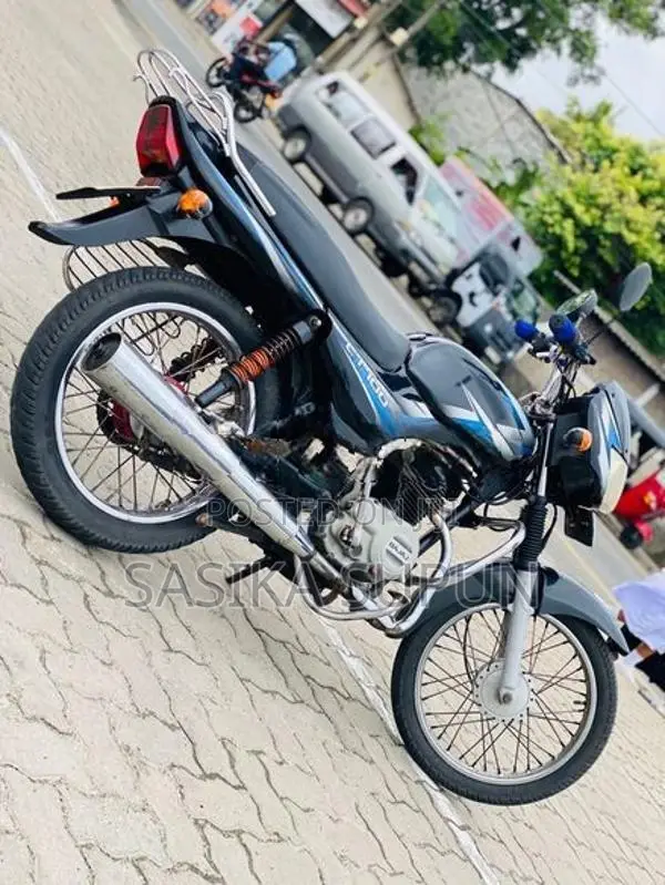 Bajaj CT100 2012