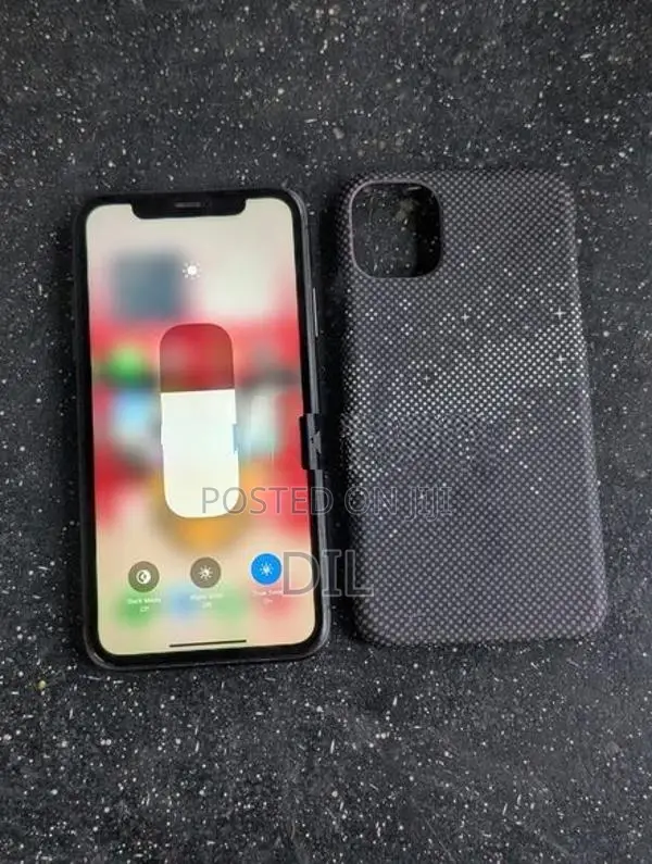Apple iPhone 11 128GB (Used)