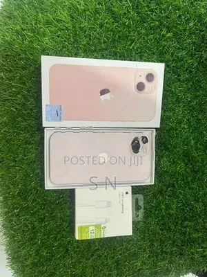 Apple iPhone 13 128GB (Used)