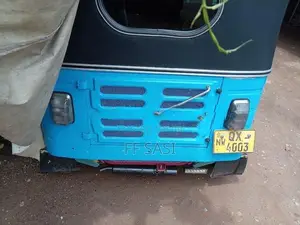 Bajaj RE 2010