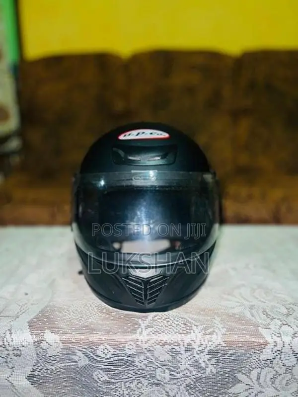 Deluxe Helmet