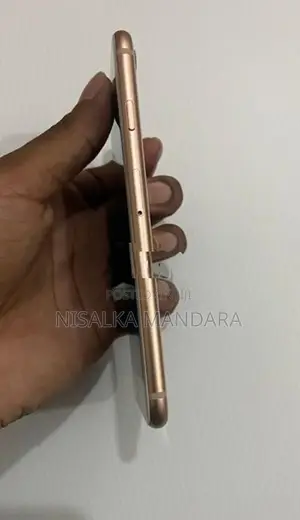 Apple iPhone 8 (Used)