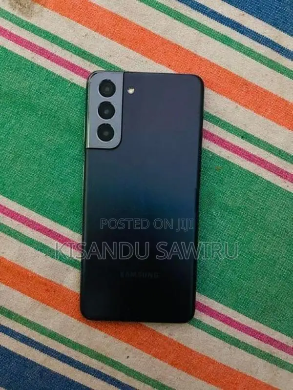 Samsung Galaxy S21 (Used)