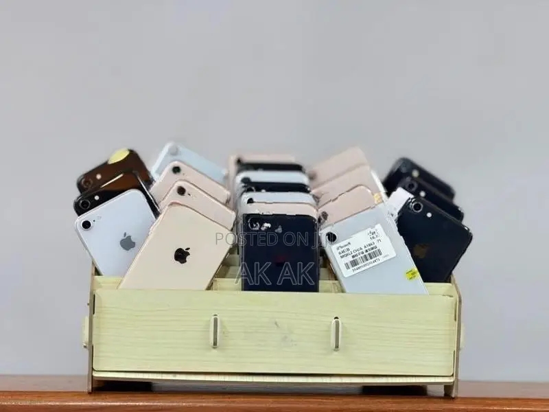 Apple iPhone 8 (Used)