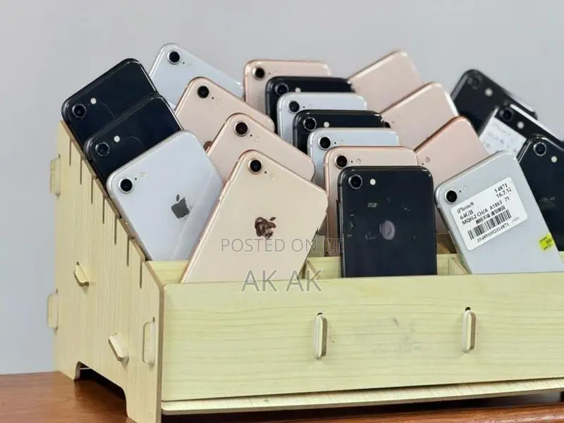 Apple iPhone 8 (Used)