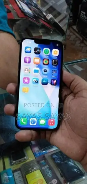 Apple iPhone 14 (Used)