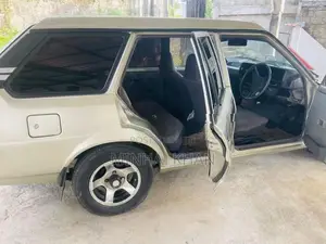 Toyota Corolla DX 1989
