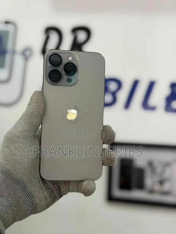 Apple iPhone 15 Pro Max (Used)