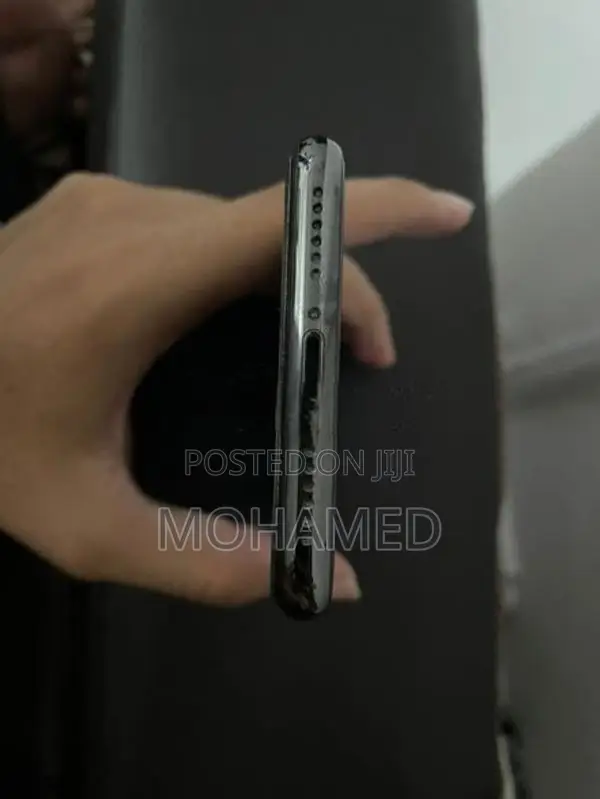 Apple iPhone X (Used)