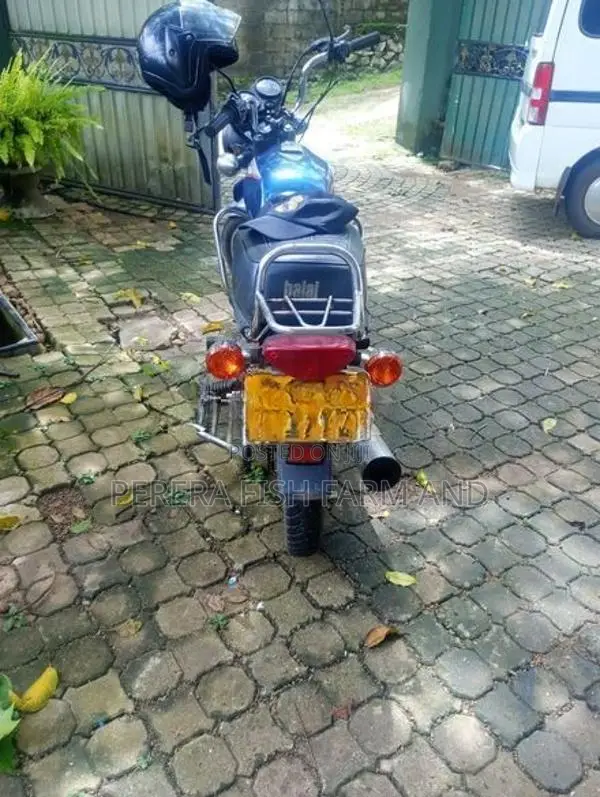 Bajaj Boxer 2002