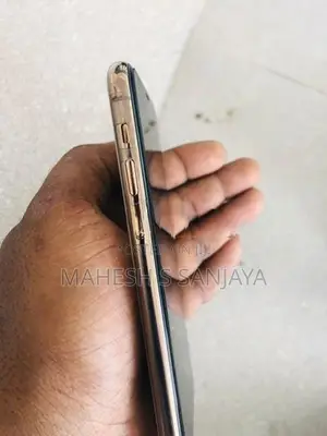 Apple iPhone 11 Pro (Used)