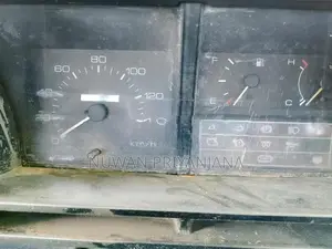 Isuzu Cabin