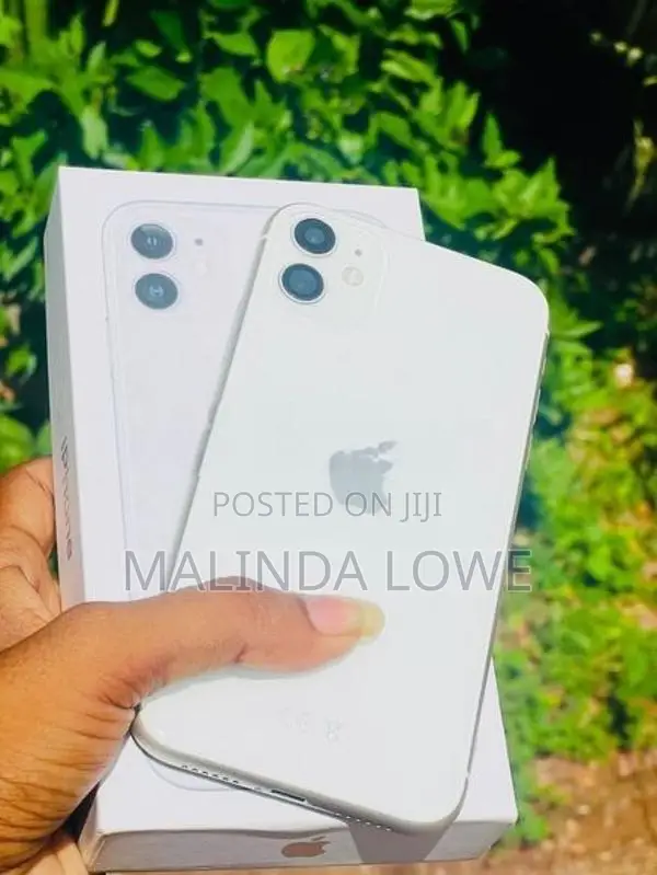 Apple iPhone 11 (Used)