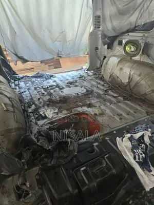 Mitsubishi Pajero v46 Body panel intercooler