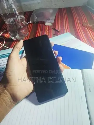 Samsung Galaxy S20+ (Used)