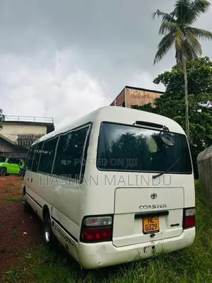 Toyota Coaster Hino 2013