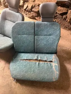 Mitsubishi Canter Seat Set