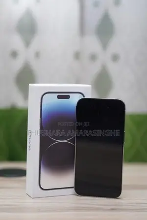 Apple iPhone 14 Pro i phone 256GB (Used)
