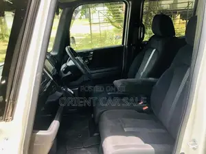 Honda N-Box Custom 2023